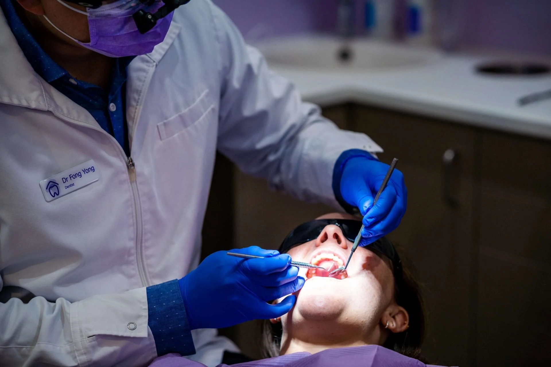 What Are The Common Dental Emergencies? Tooth Extraction Melbourne Dental House Group scaled 1 1
